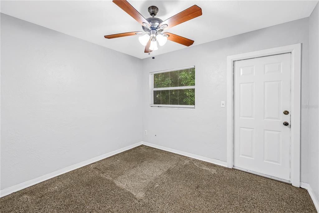 For Rent: $1,500 (2 beds, 1 baths, 780 Square Feet)
