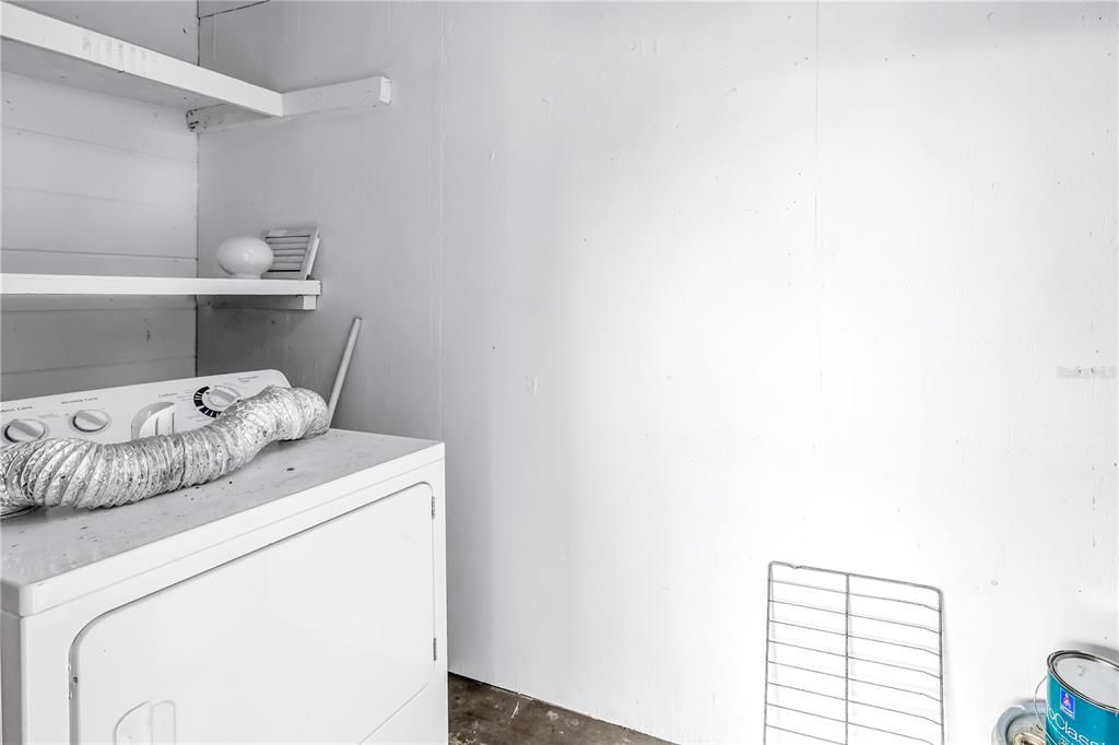 For Rent: $1,500 (2 beds, 1 baths, 780 Square Feet)