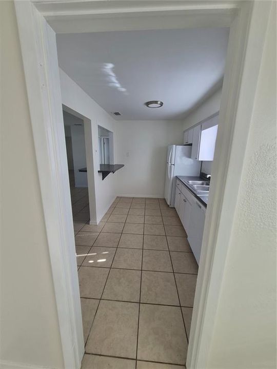 В аренду: $1,199 (2 спален, 1 ванн, 808 Квадратных фут)
