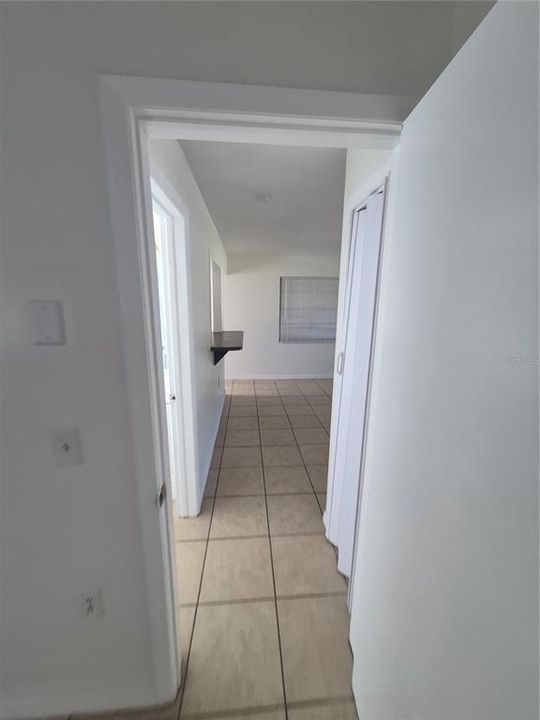 В аренду: $1,199 (2 спален, 1 ванн, 808 Квадратных фут)