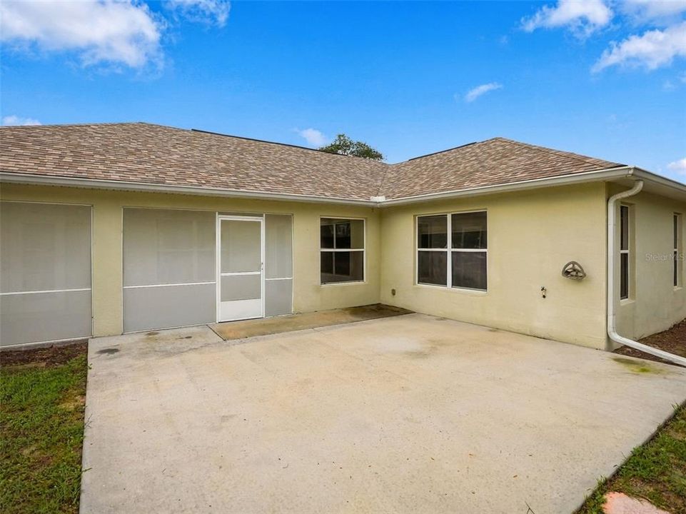 En Venta: $349,900 (3 camas, 2 baños, 2131 Pies cuadrados)