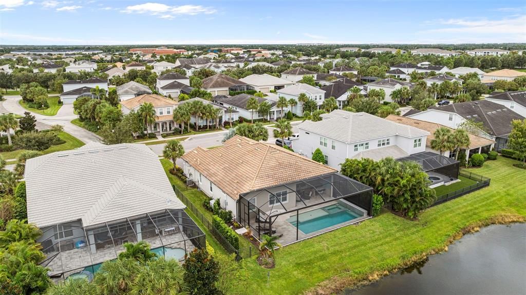 Active With Contract: $950,000 (4 beds, 3 baths, 2464 Square Feet)