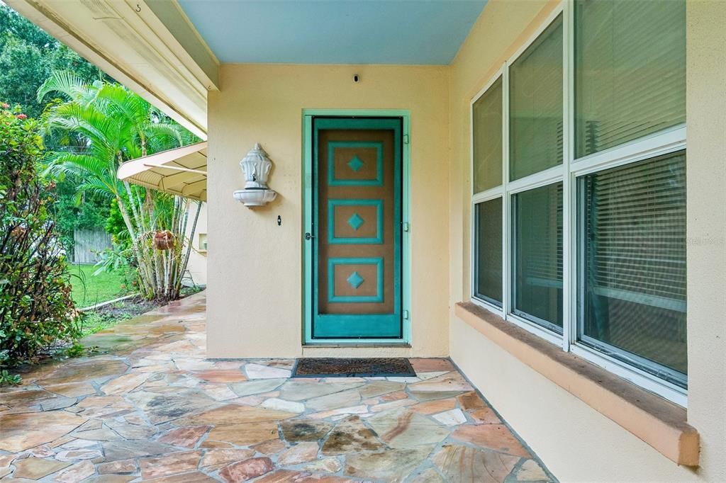 Active With Contract: $365,000 (2 beds, 2 baths, 1665 Square Feet)