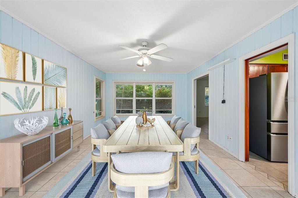 Active With Contract: $365,000 (2 beds, 2 baths, 1665 Square Feet)
