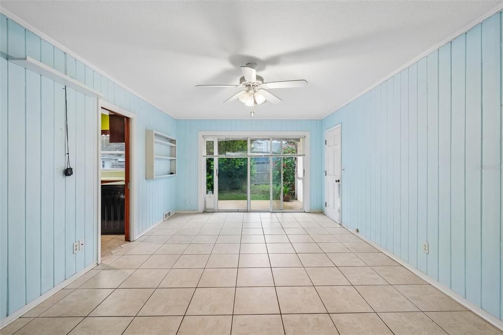 Active With Contract: $365,000 (2 beds, 2 baths, 1665 Square Feet)