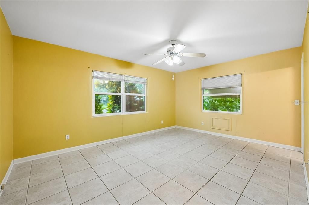 Active With Contract: $365,000 (2 beds, 2 baths, 1665 Square Feet)