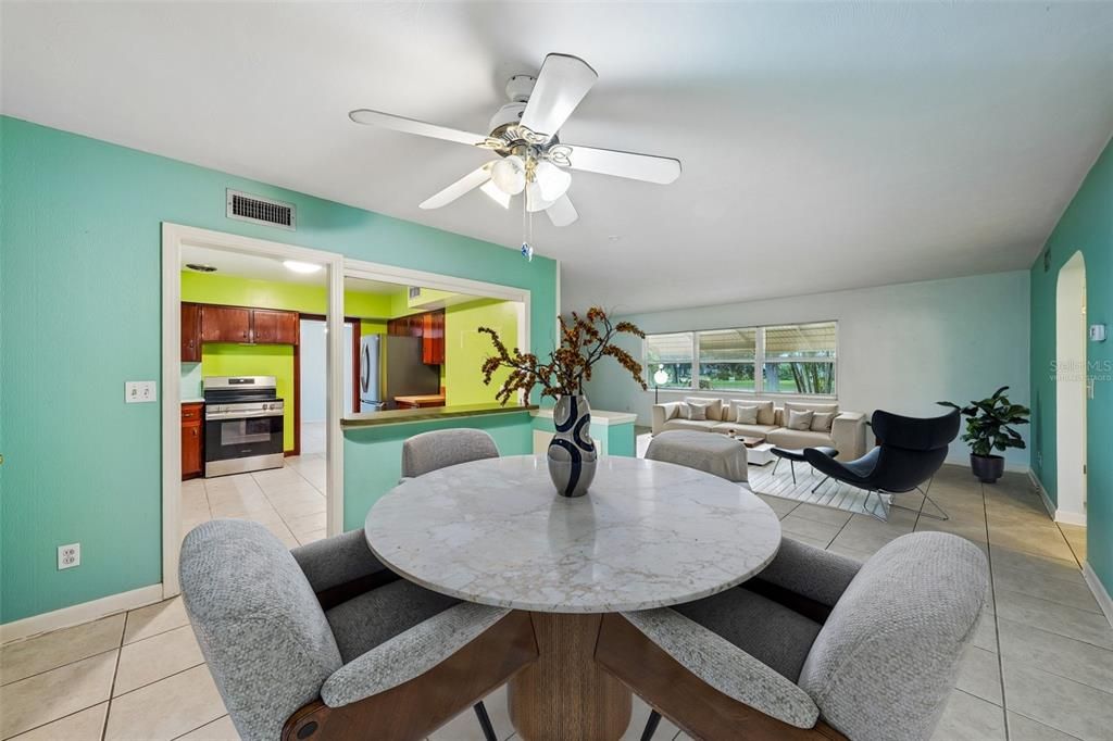 Active With Contract: $365,000 (2 beds, 2 baths, 1665 Square Feet)