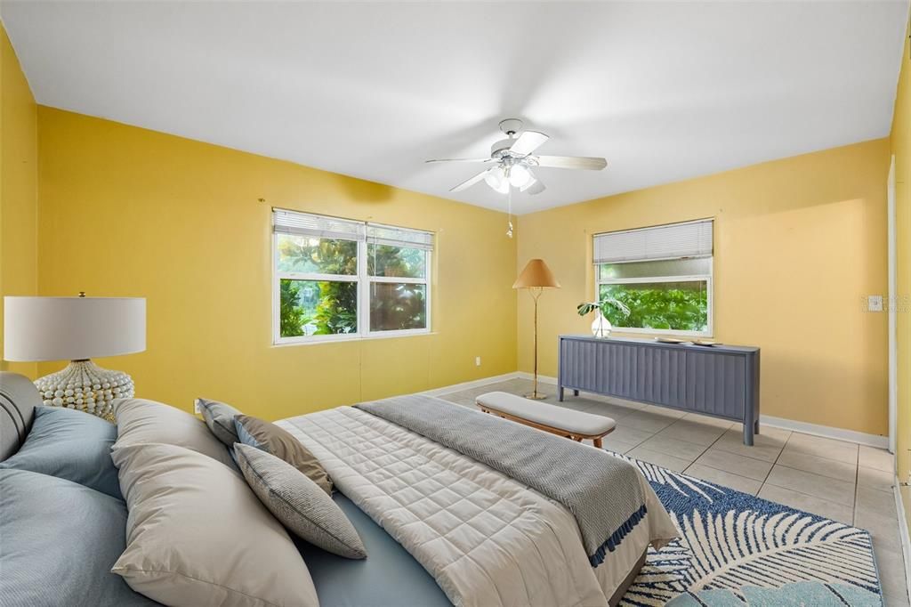 Active With Contract: $365,000 (2 beds, 2 baths, 1665 Square Feet)