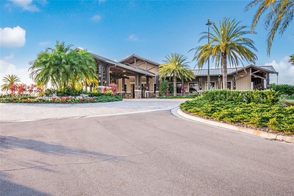 En Venta: $1,495,000 (3 camas, 2 baños, 2551 Pies cuadrados)
