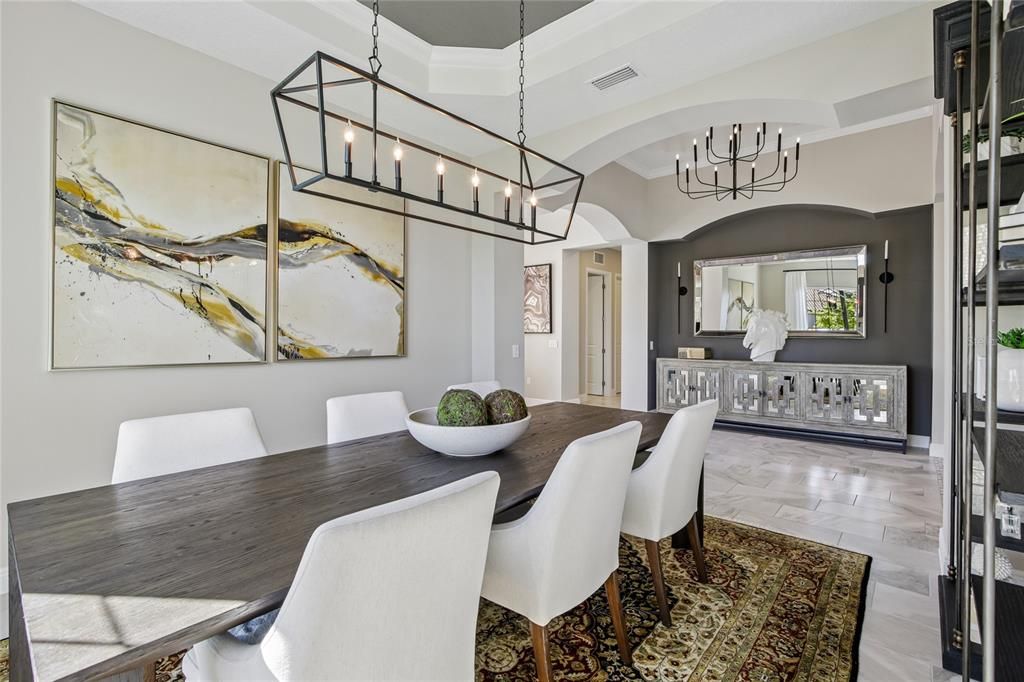 En Venta: $1,495,000 (3 camas, 2 baños, 2551 Pies cuadrados)