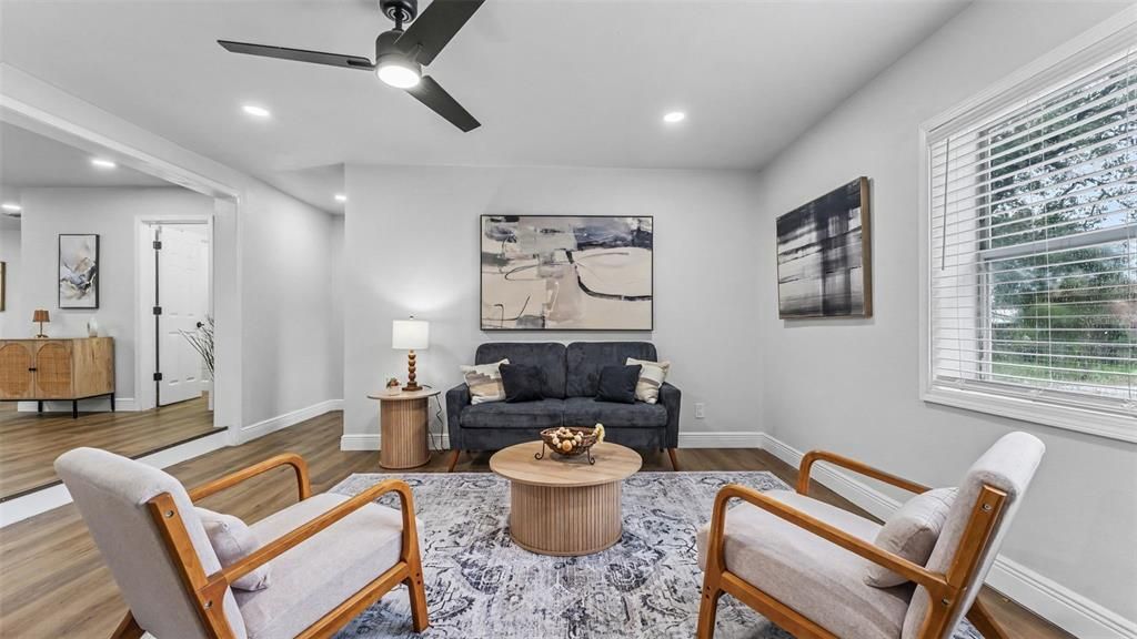 En Venta: $279,900 (3 camas, 2 baños, 1668 Pies cuadrados)