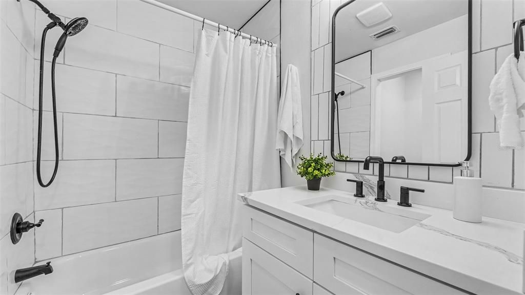 En Venta: $279,900 (3 camas, 2 baños, 1668 Pies cuadrados)