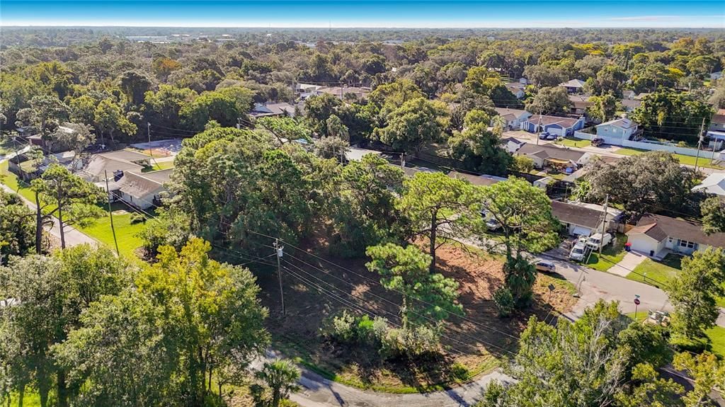 待售: $34,900 (0.17 acres)