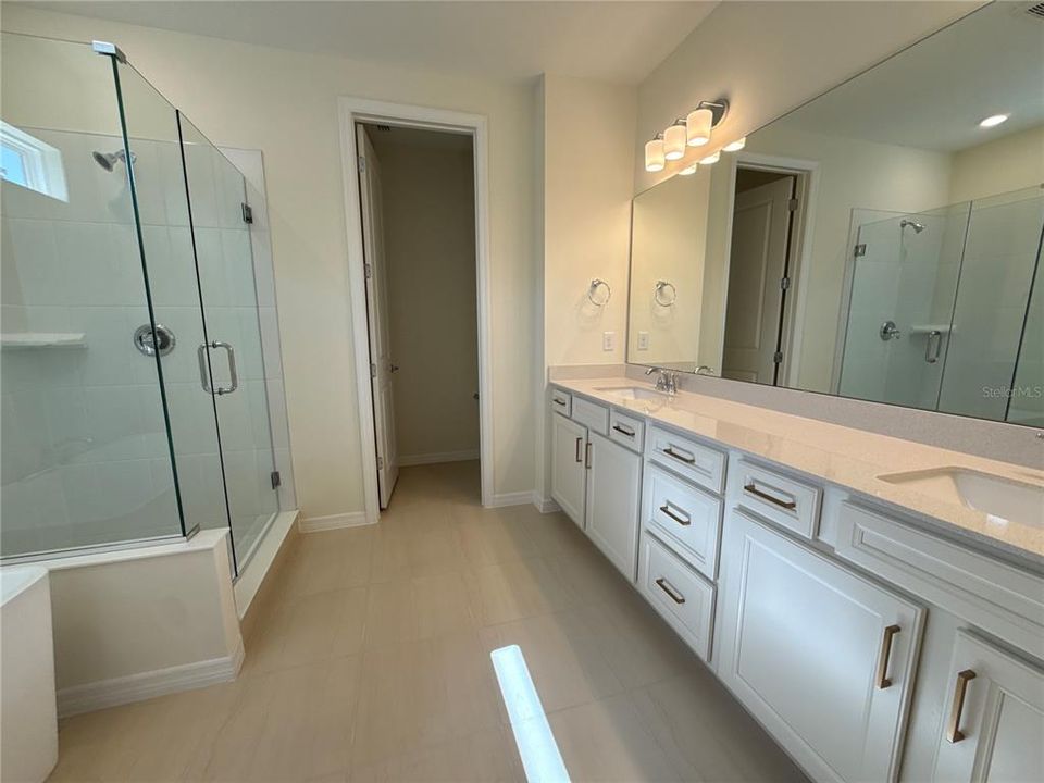 En Renta: $4,995 (5 camas, 4 baños, 3575 Pies cuadrados)