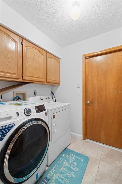 For Rent: $3,000 (3 beds, 2 baths, 1512 Square Feet)