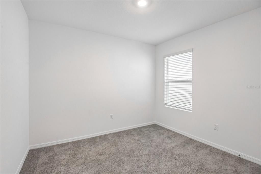 For Sale: $299,900 (3 beds, 2 baths, 1516 Square Feet)