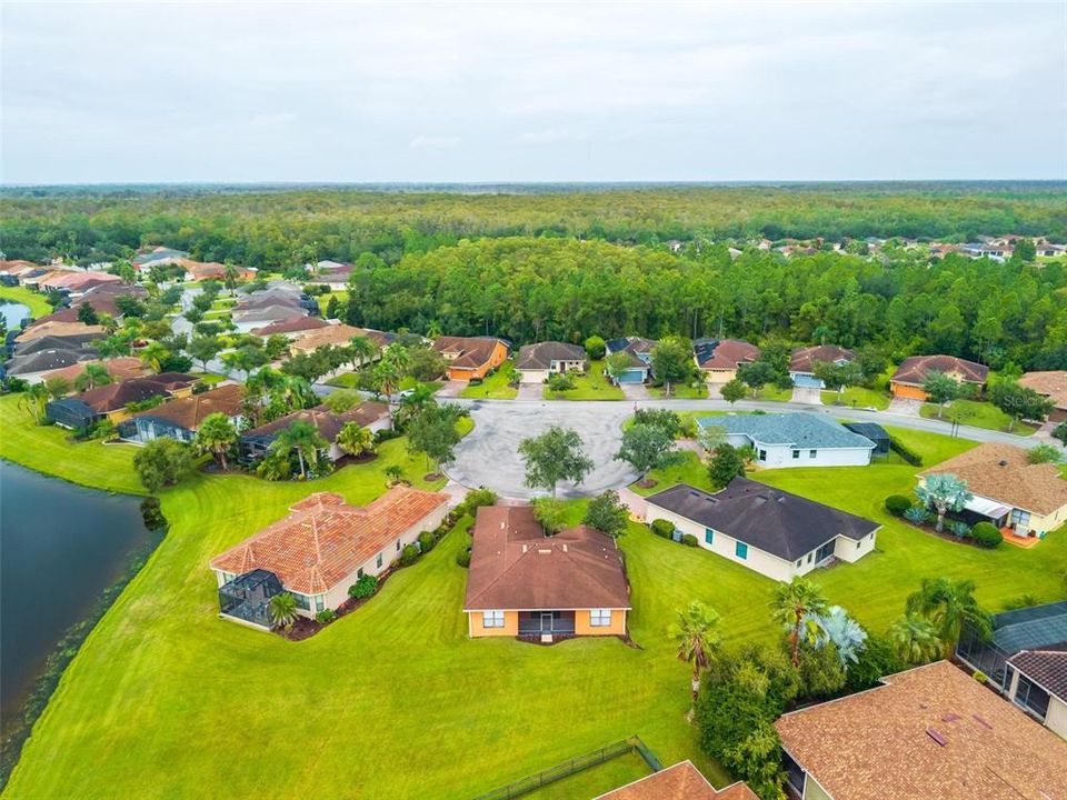 For Sale: $299,990 (2 beds, 2 baths, 1548 Square Feet)