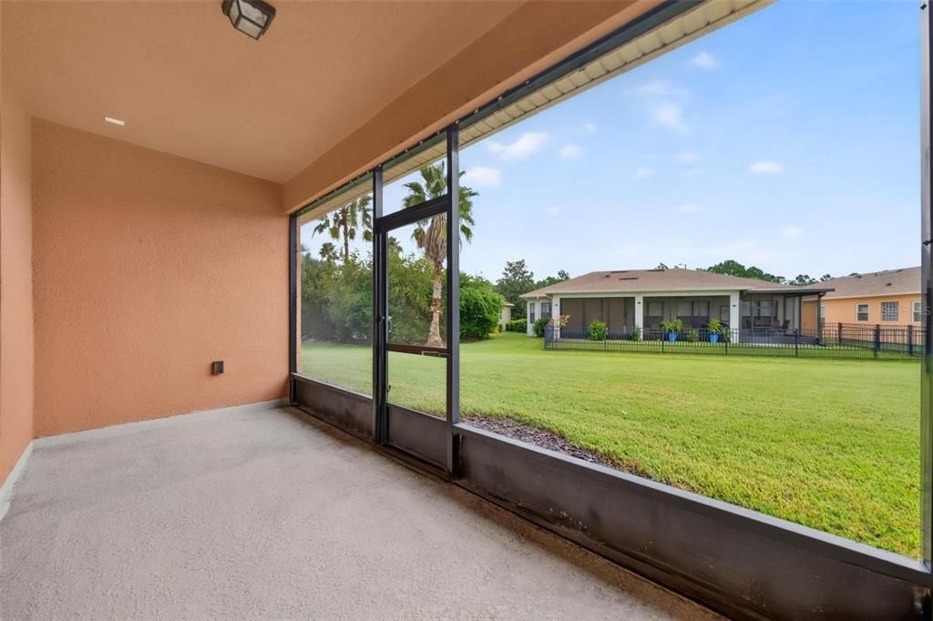 For Sale: $299,990 (2 beds, 2 baths, 1548 Square Feet)