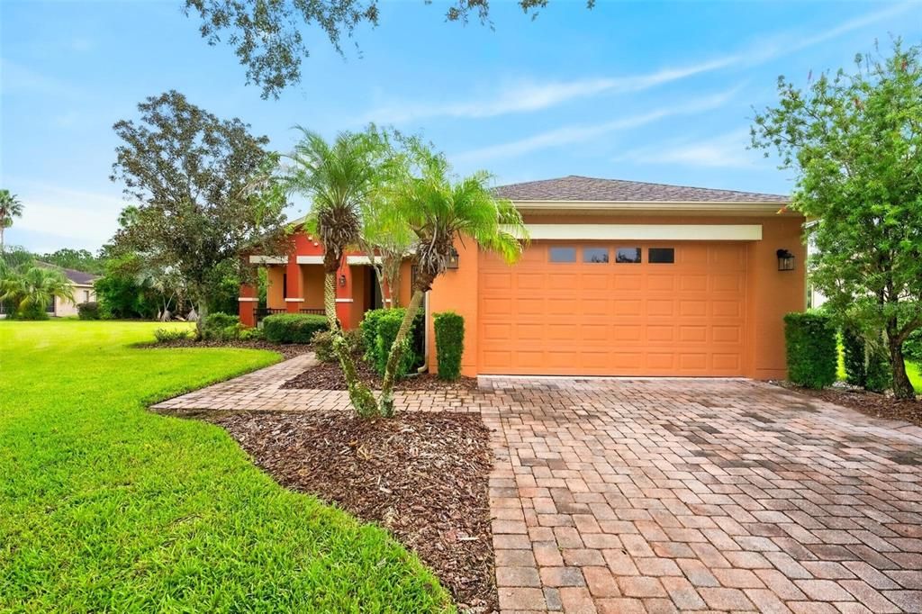 For Sale: $299,990 (2 beds, 2 baths, 1548 Square Feet)