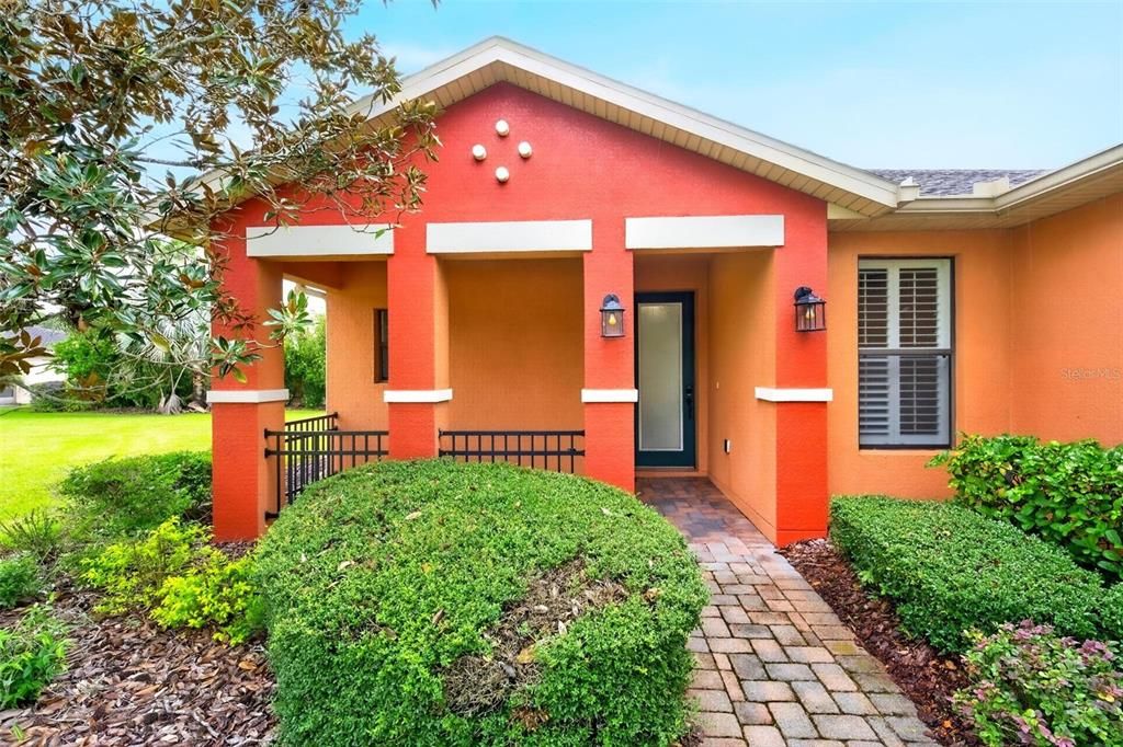 For Sale: $299,990 (2 beds, 2 baths, 1548 Square Feet)