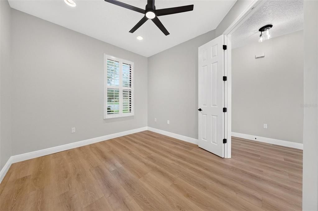 For Sale: $299,990 (2 beds, 2 baths, 1548 Square Feet)