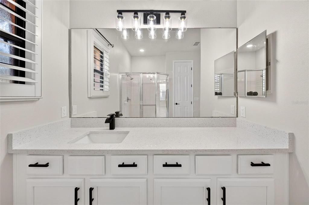 For Sale: $299,990 (2 beds, 2 baths, 1548 Square Feet)
