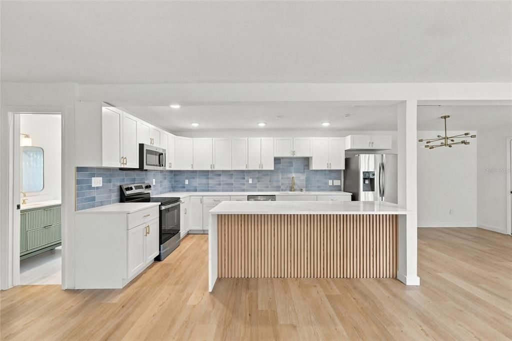 En Venta: $349,900 (3 camas, 2 baños, 1365 Pies cuadrados)