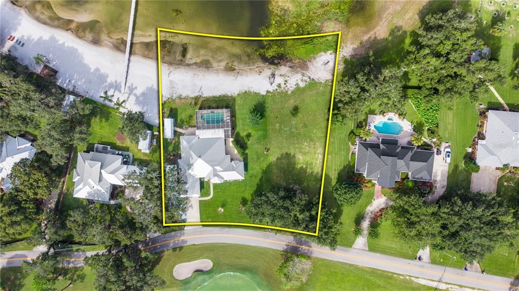 En Venta: $850,000 (4 camas, 3 baños, 2581 Pies cuadrados)