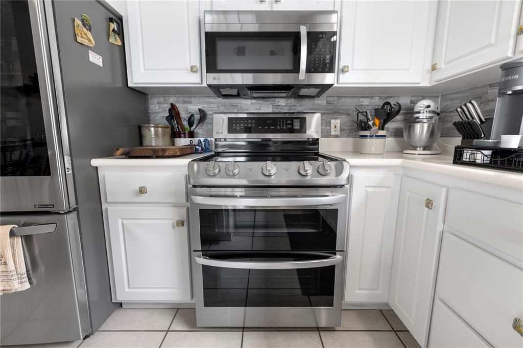 En Venta: $850,000 (4 camas, 3 baños, 2581 Pies cuadrados)