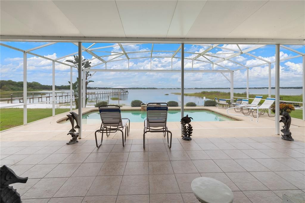 En Venta: $850,000 (4 camas, 3 baños, 2581 Pies cuadrados)