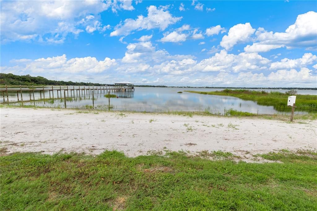 En Venta: $850,000 (4 camas, 3 baños, 2581 Pies cuadrados)