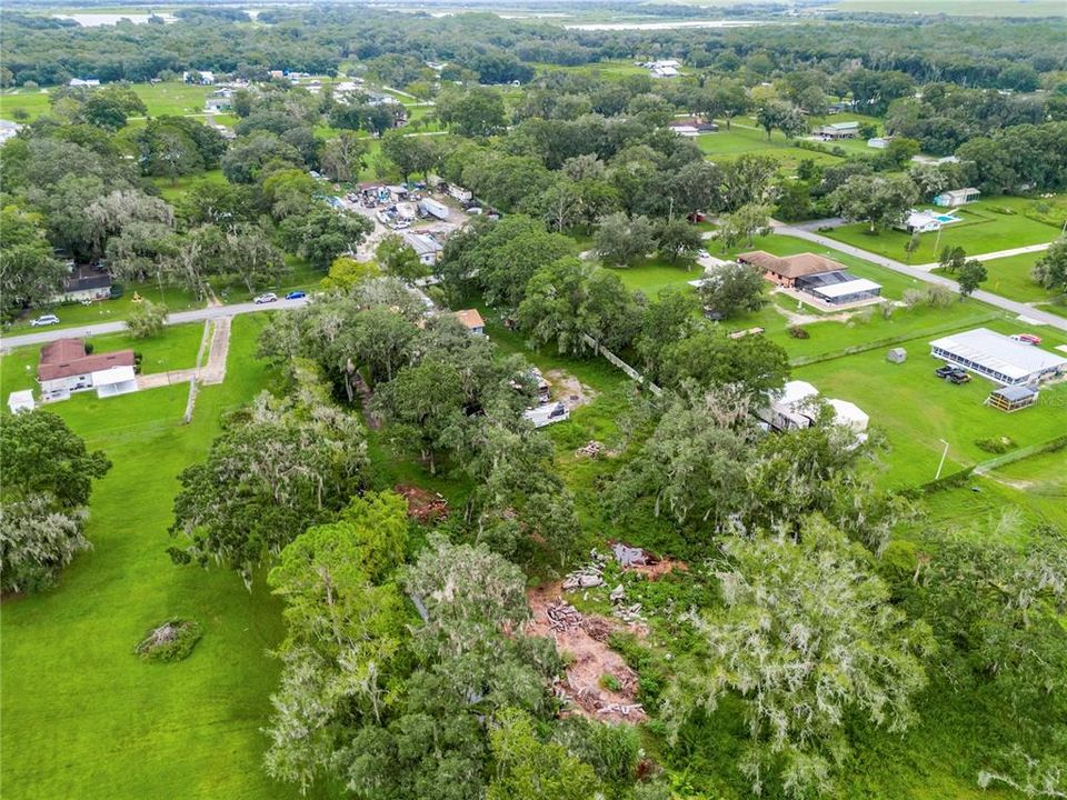 На продажу: $300,000 (5 спален, 3 ванн, 2070 Квадратных фут)