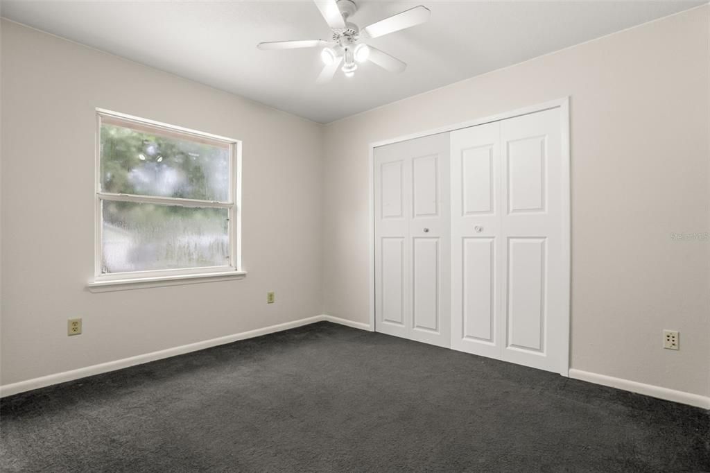 For Rent: $1,950 (3 beds, 2 baths, 1090 Square Feet)