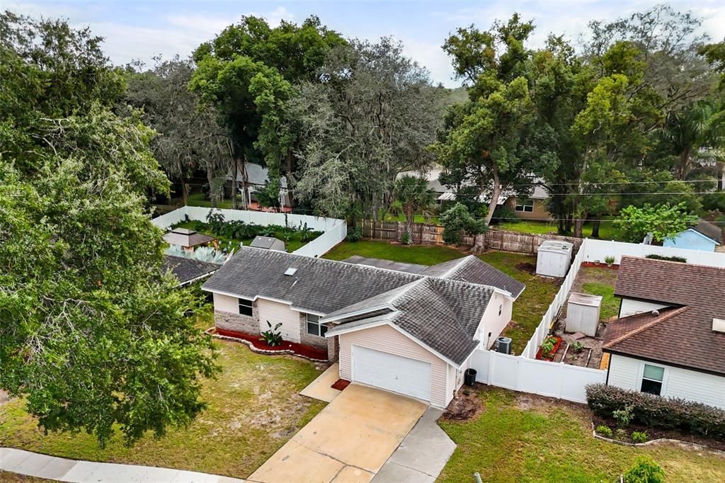 For Rent: $1,950 (3 beds, 2 baths, 1090 Square Feet)