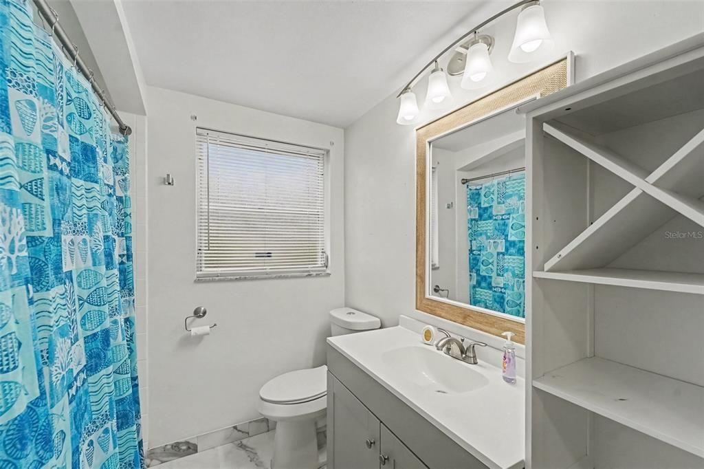 En Venta: $325,000 (3 camas, 2 baños, 1308 Pies cuadrados)