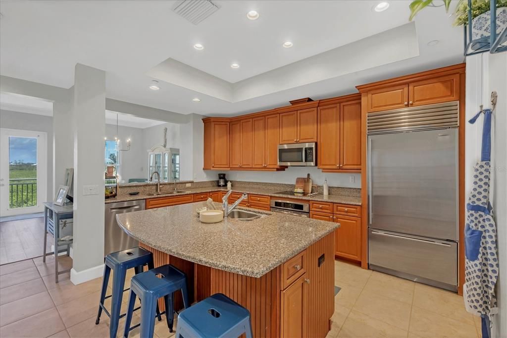 En Venta: $489,000 (4 camas, 3 baños, 2296 Pies cuadrados)