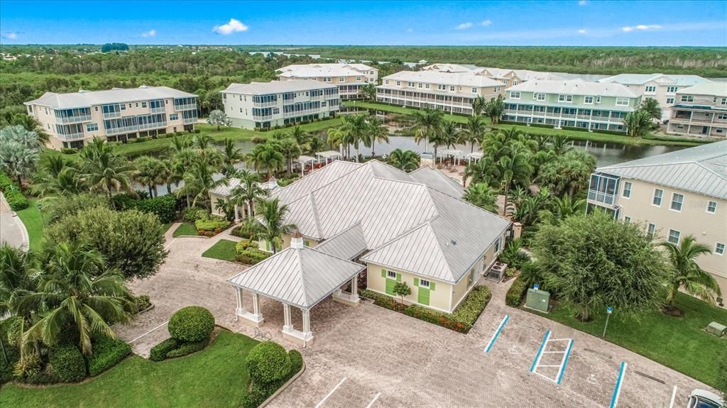 En Venta: $489,000 (4 camas, 3 baños, 2296 Pies cuadrados)