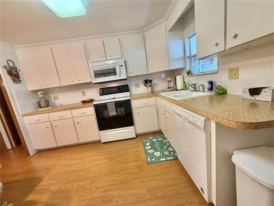 En Venta: $145,000 (2 camas, 2 baños, 1332 Pies cuadrados)