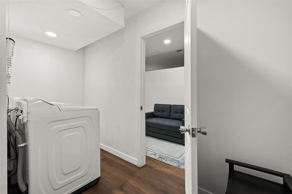 En Venta: $485,000 (5 camas, 3 baños, 1986 Pies cuadrados)