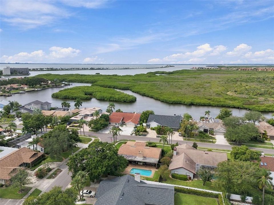 На продажу: $799,900 (4 спален, 2 ванн, 2779 Квадратных фут)