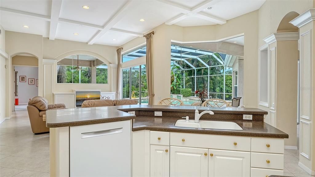 For Sale: $1,100,000 (3 beds, 3 baths, 3094 Square Feet)