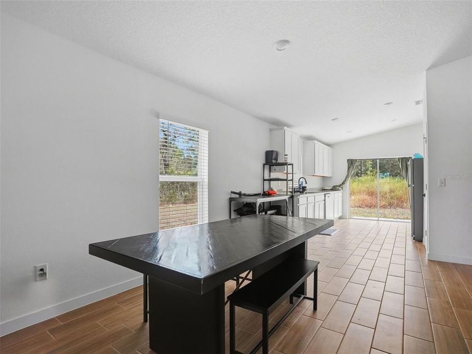 En Venta: $290,000 (2 camas, 2 baños, 1032 Pies cuadrados)