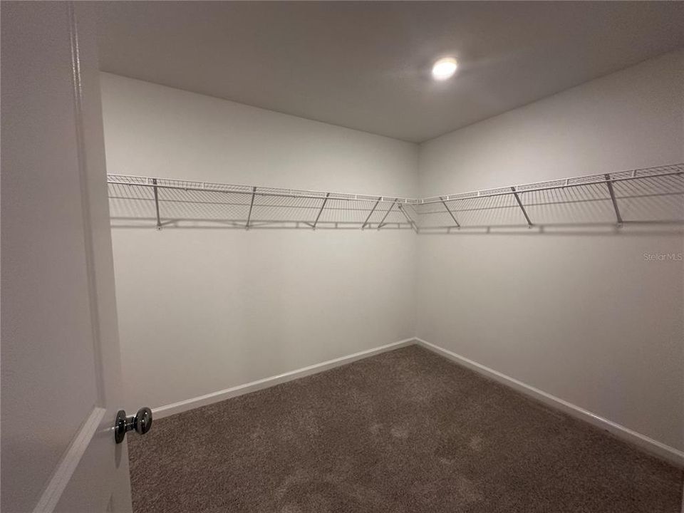 En Renta: $2,000 (3 camas, 2 baños, 1843 Pies cuadrados)