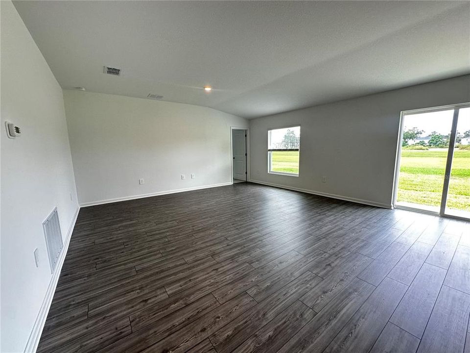 En Renta: $2,000 (3 camas, 2 baños, 1843 Pies cuadrados)