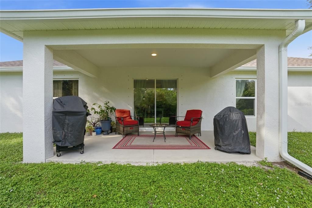 For Sale: $349,888 (3 beds, 2 baths, 2040 Square Feet)