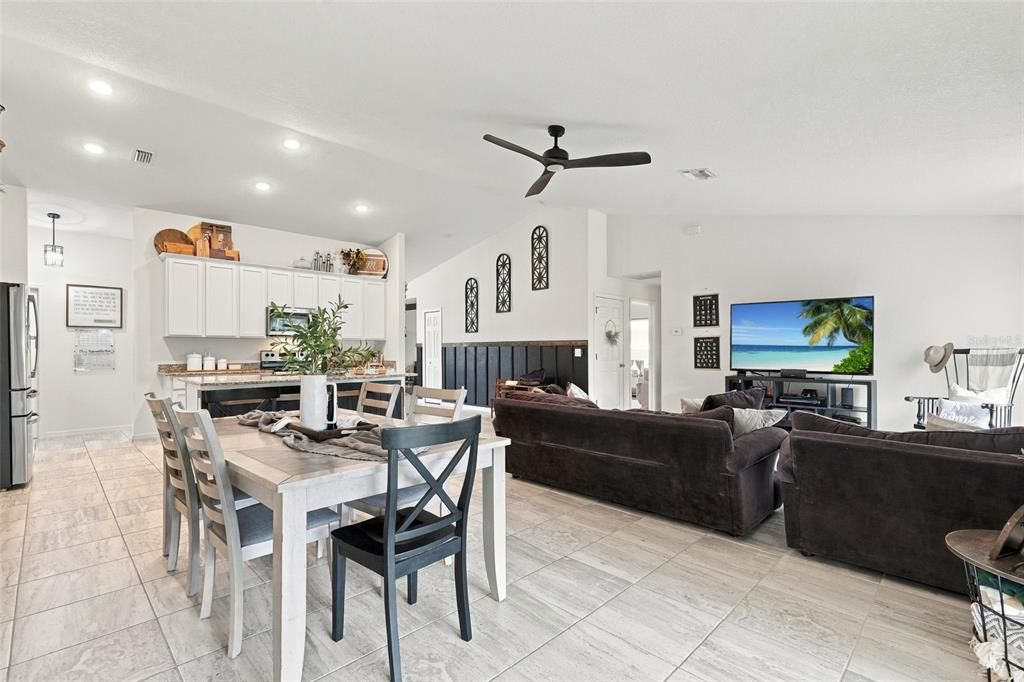 For Sale: $349,888 (3 beds, 2 baths, 2040 Square Feet)