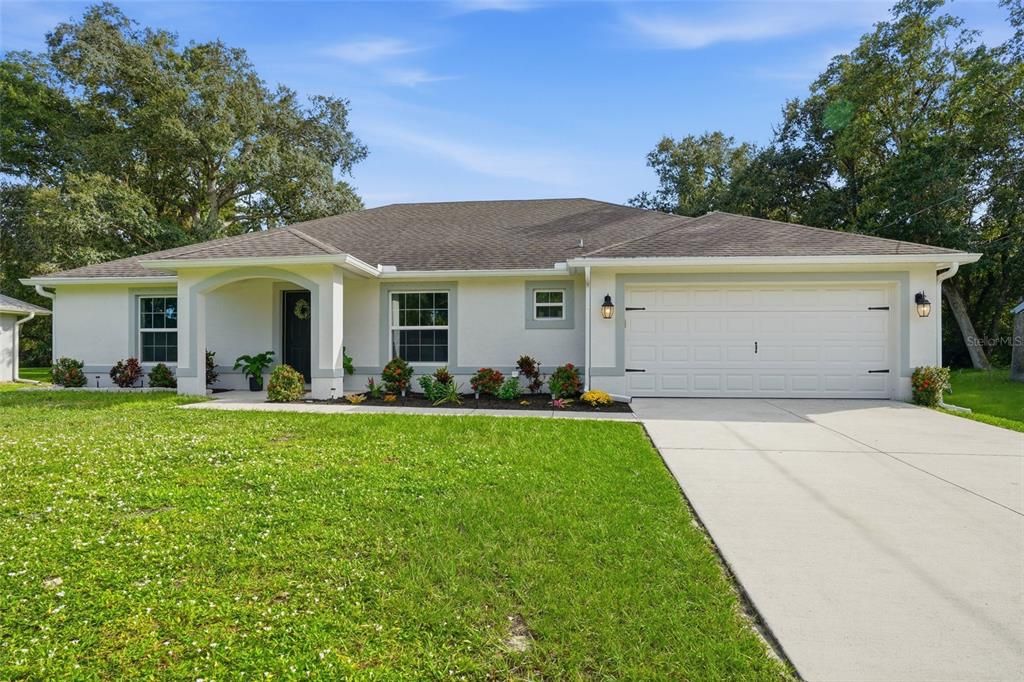 For Sale: $349,888 (3 beds, 2 baths, 2040 Square Feet)