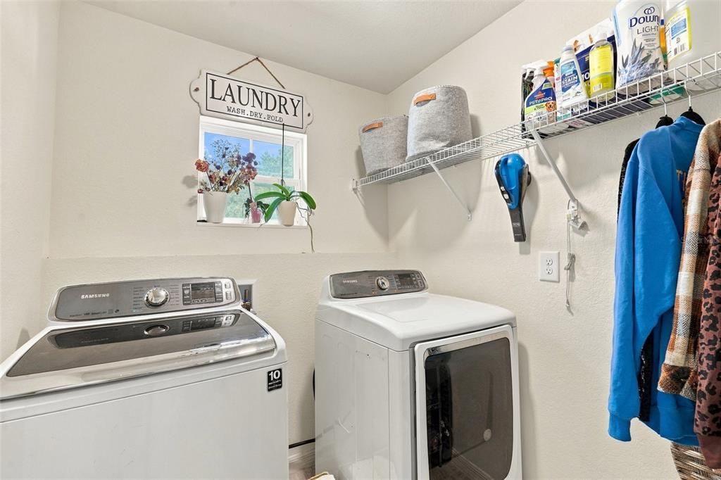 For Sale: $349,888 (3 beds, 2 baths, 2040 Square Feet)