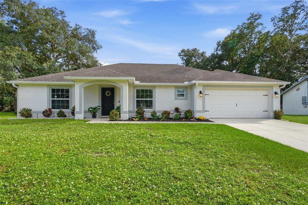 For Sale: $349,888 (3 beds, 2 baths, 2040 Square Feet)