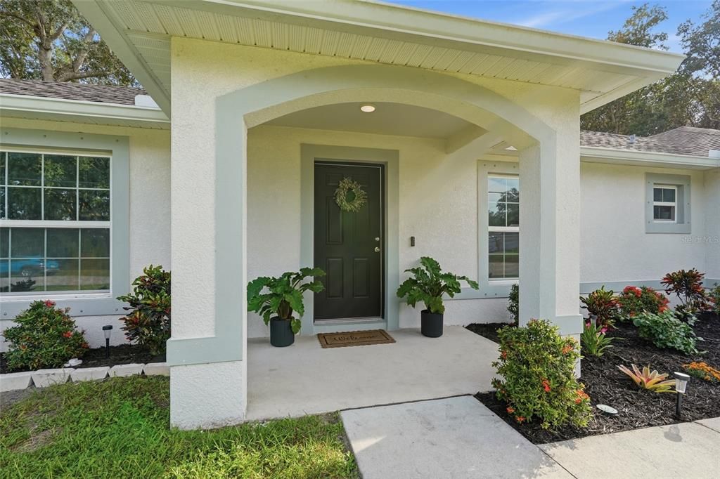 For Sale: $349,888 (3 beds, 2 baths, 2040 Square Feet)